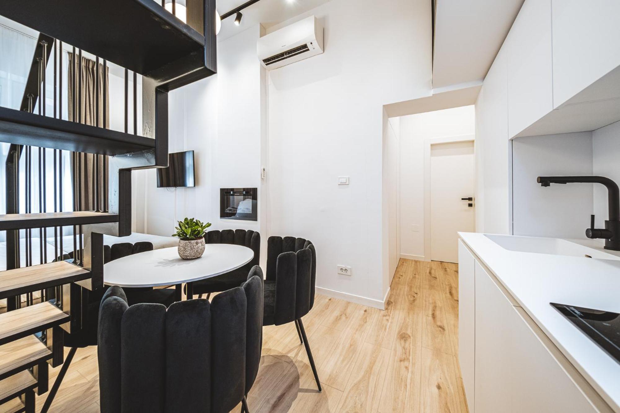 Belong Boutique Apartments Загреб Экстерьер фото
