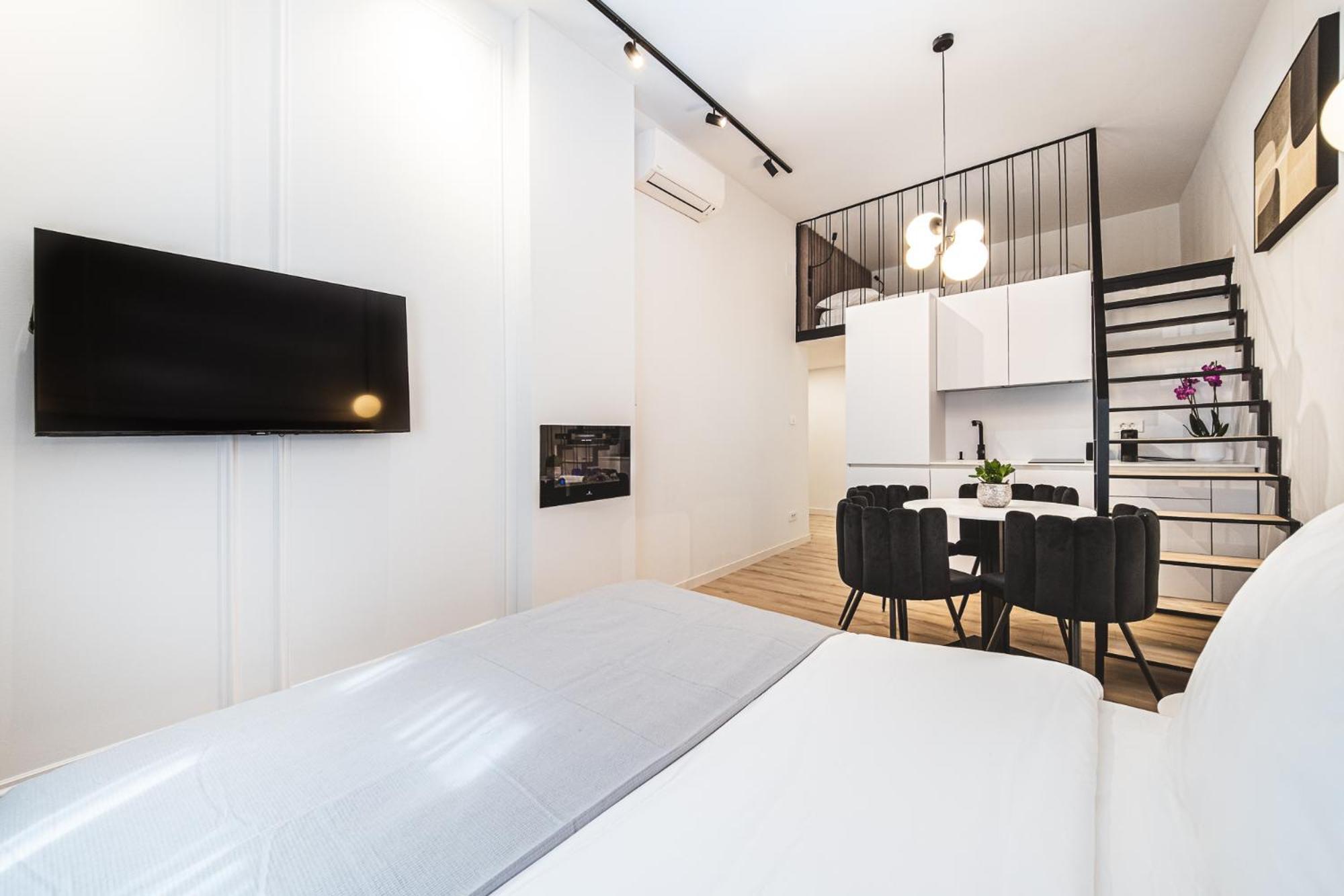 Belong Boutique Apartments Загреб Экстерьер фото