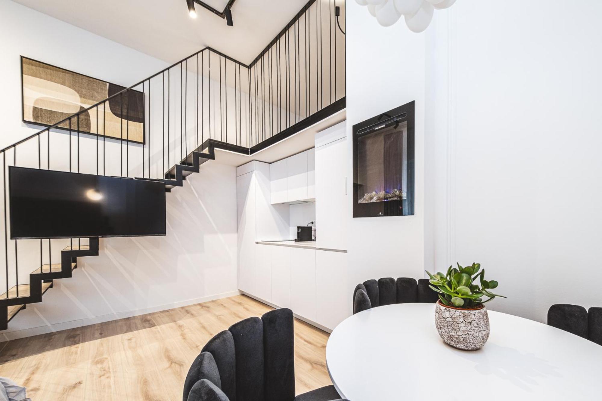 Belong Boutique Apartments Загреб Экстерьер фото